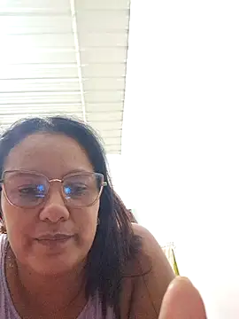 Snapshot of Samanta-42 chatting on 05-26-26, 01:58 Samanta-42 online show from 05-26-26, 01:58