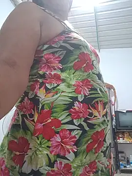 Snapshot of Samanta-42 chatting on 06-06-26, 10:53 Samanta-42 online show from 06-06-26, 10:53