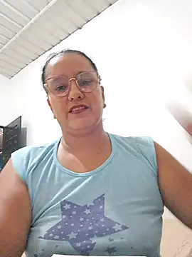 Snapshot of Samanta-42 chatting on 04-29-26, 04:00 Samanta-42 online show from 04-29-26, 04:00