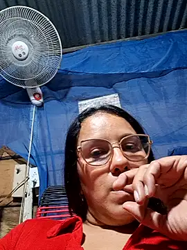 Snapshot of Samanta-42 chatting on 06-15-26, 12:12 Samanta-42 online show from 06-15-26, 12:12