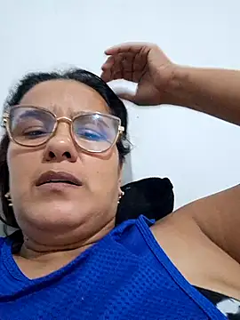 Snapshot of Samanta-42 chatting on 06-23-26, 02:09 Samanta-42 online show from 06-23-26, 02:09