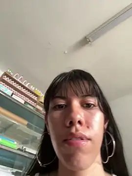 Snapshot of drea-an chatting on 05-05-26, 06:55 drea-an online show from 05-05-26, 06:55