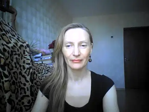 LunaBelle8 online show from 04-24-26, 11:01