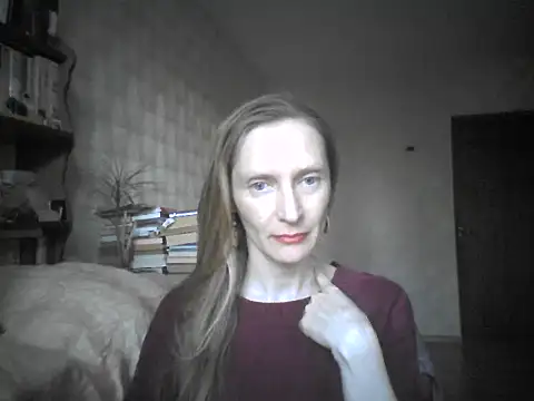 LunaBelle8 online show from 05-15-26, 05:00