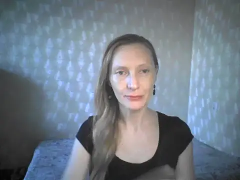 LunaBelle8 online show from 05-04-26, 04:10