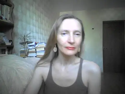 LunaBelle8 online show from 05-16-26, 02:16