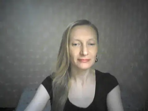 LunaBelle8 online show from 05-03-26, 06:22
