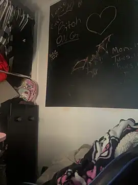 Spoilmedaddy732 online show from 05-20-26, 06:27