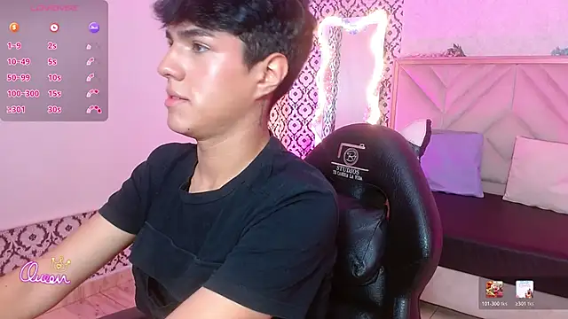 Snapshot of Damian_tay chatting on 06-27-26, 11:38 Damian tay online show from 06-27-26, 11:38