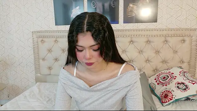 Nathy Pelaez online show from 05-21-26, 03:26