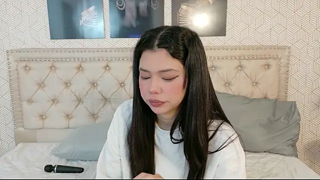 Nathy Pelaez online show from 05-23-26, 03:27