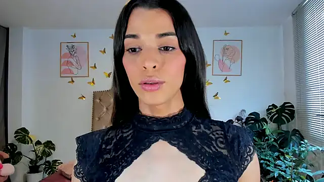 Snapshot of bella_grego chatting on 07-09-26, 03:22 bella grego online show from 07-09-26, 03:22