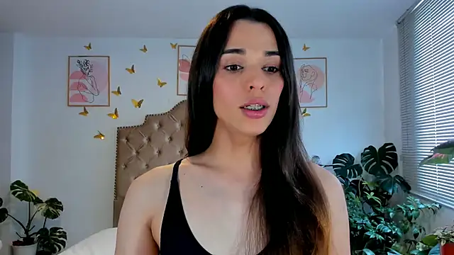Snapshot of bella_grego chatting on 06-02-26, 05:35 bella grego online show from 06-02-26, 05:35