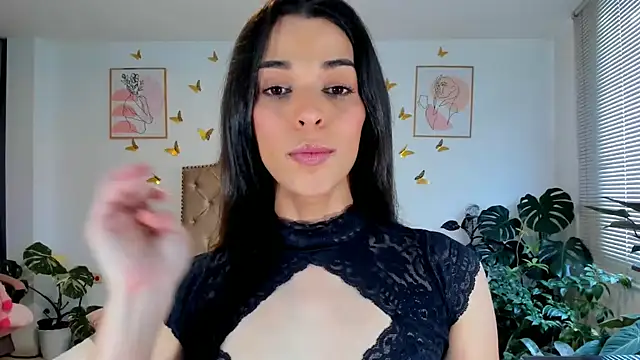 Snapshot of bella_grego chatting on 06-14-26, 06:42 bella grego online show from 06-14-26, 06:42
