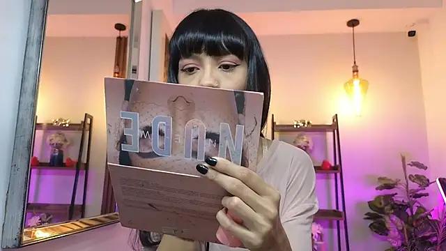 Cherry Vixen  online show from 04-21-26, 06:14