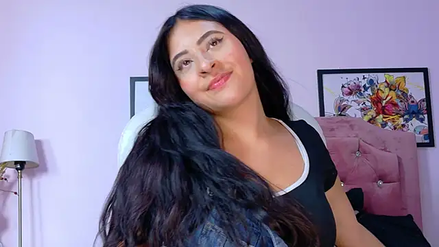 Maggiee 1 online show from 04-24-26, 07:38