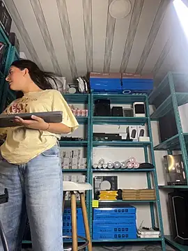 Maggiee 1 online show from 05-25-26, 07:23