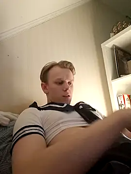 femboy066 online show from 04-16-26, 09:15