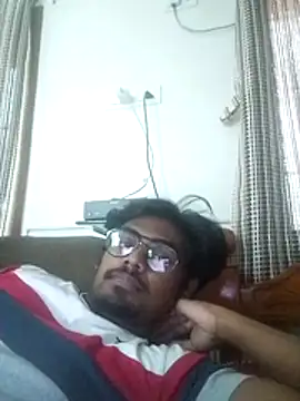 Snapshot of singaram190 chatting on 04-21-26, 06:31 singaram190 online show from 04-21-26, 06:31