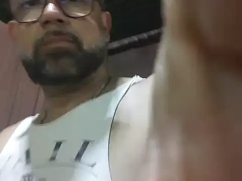 CarlossexVen online show from 04-27-26, 07:01
