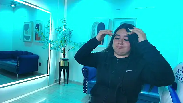 Anya Volke online show from 05-20-26, 07:44