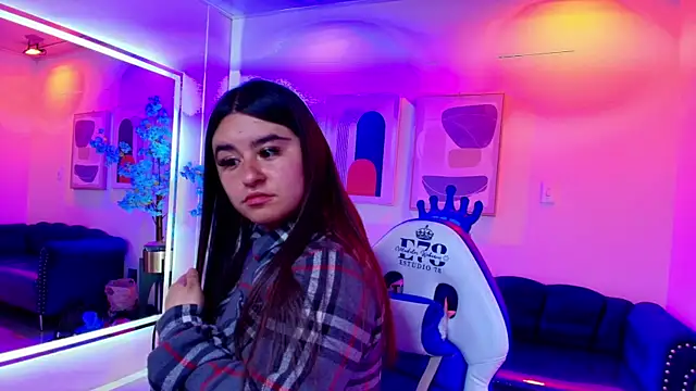 Anya Volke online show from 04-22-26, 07:20
