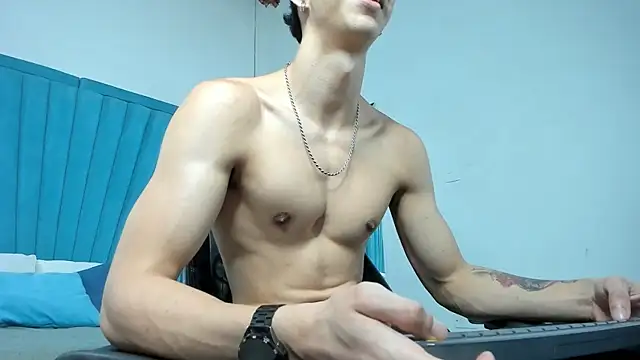 OliverThompsonJS online show from 06-23-26, 05:05