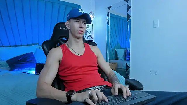 OliverThompsonJS online show from 04-30-26, 03:13