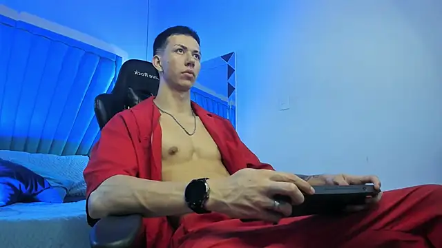 OliverThompsonJS online show from 06-02-26, 04:45