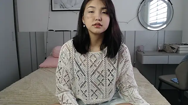 Maiaxoxo online show from 04-29-26, 12:15