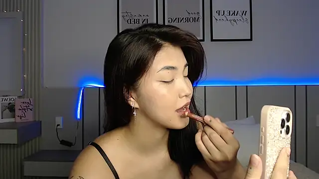 Maiaxoxo online show from 06-02-26, 01:16