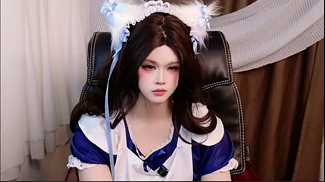 XiaoFeiXiang-001 online show from 04-19-26, 11:11