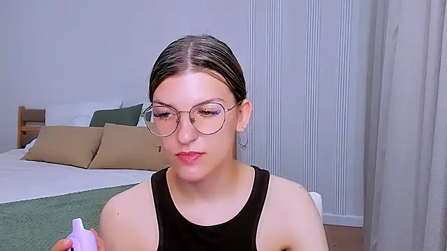 AnnaThorne online show from 05-23-26, 03:16