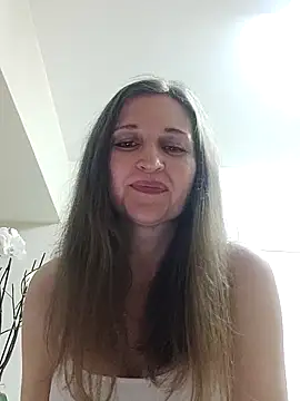 irresistibelle online show from 04-21-26, 11:44