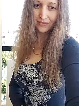 irresistibelle online show from 04-29-26, 10:41