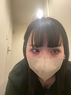 HoodingAlar online show from 04-18-26, 01:57
