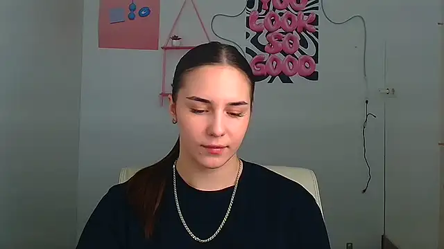 Kyara ra online show from 06-18-26, 05:28