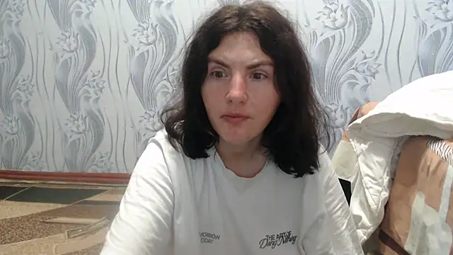 AlinaxJames online show from 05-25-26, 02:11