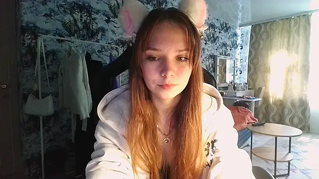 Princess Mira online show from 06-26-26, 08:42