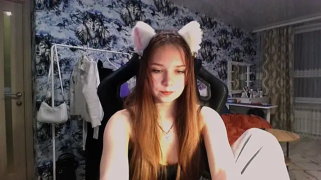 Princess Mira online show from 06-26-26, 08:47