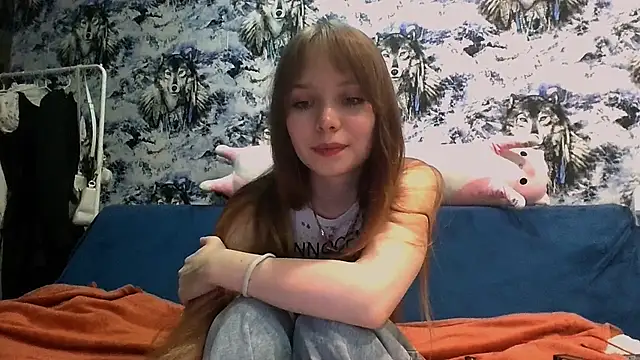 Snapshot of Princess_Mira chatting on 05-19-26, 05:42 Princess Mira online show from 05-19-26, 05:42
