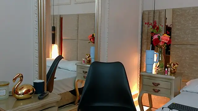 Valeria-Beltran online show from 05-20-26, 04:31