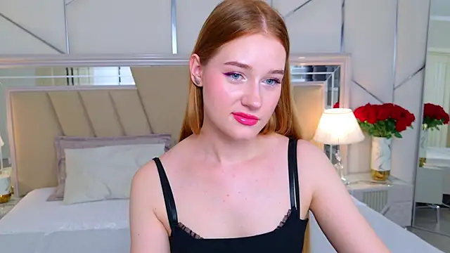 EmmiliRosse online show from 05-25-26, 05:22