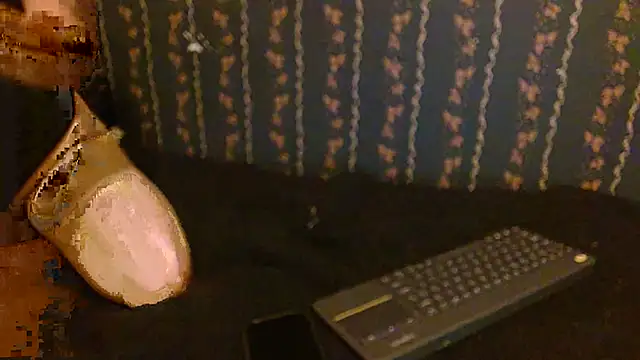 yourfavgirlduh online show from 07-13-26, 12:15