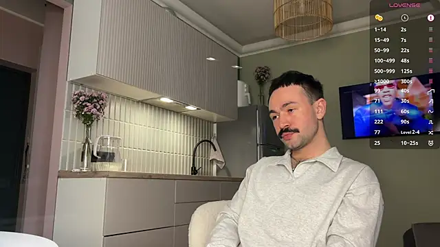 enenenu online show from 04-18-26, 04:59