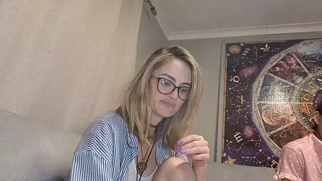 yara4u online show from 04-21-26, 09:32