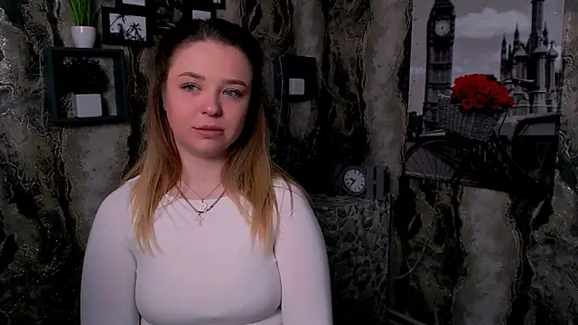 NicoleAura online show from 04-22-26, 07:15