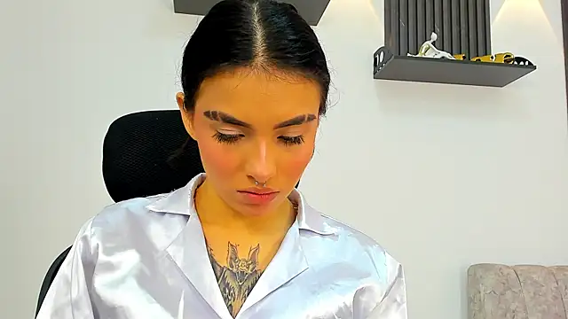 Snapshot of isabella_hv chatting on 07-20-26, 07:16 isabella hv online show from 07-20-26, 07:16