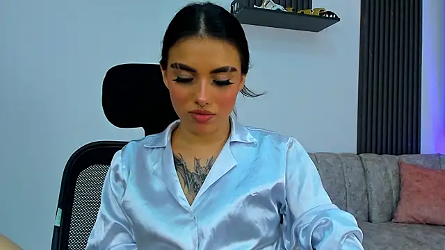 Snapshot of isabella_hv chatting on 07-14-26, 02:05 isabella hv online show from 07-14-26, 02:05