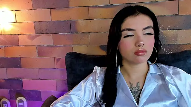 isabella hv online show from 04-21-26, 04:02